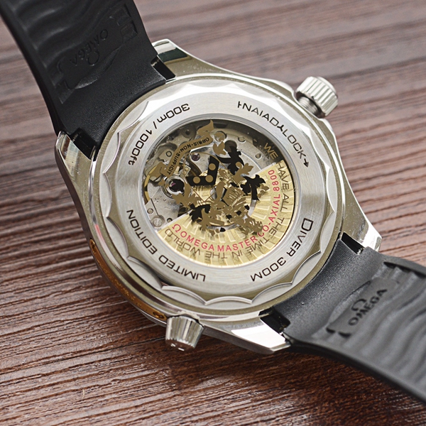 オメガ時計内部構造